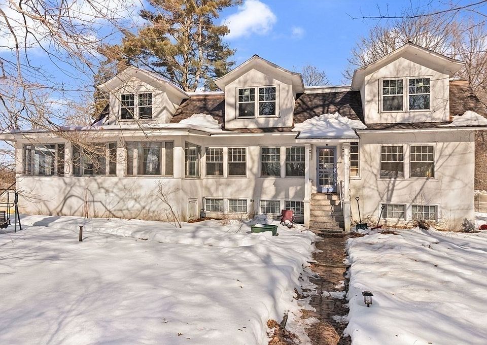 1st image of 132 Massapoag Ave