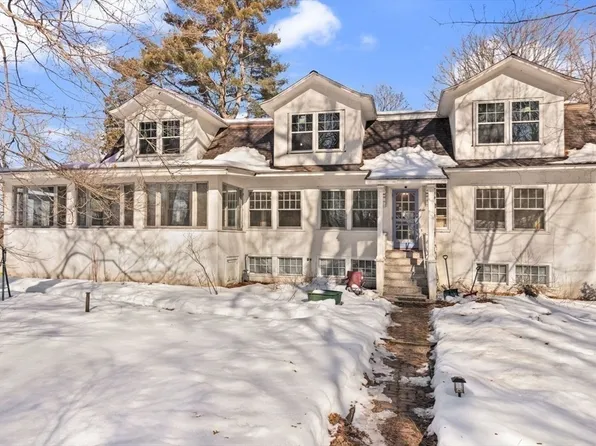 132 Massapoag Ave, Sharon, MA 02067