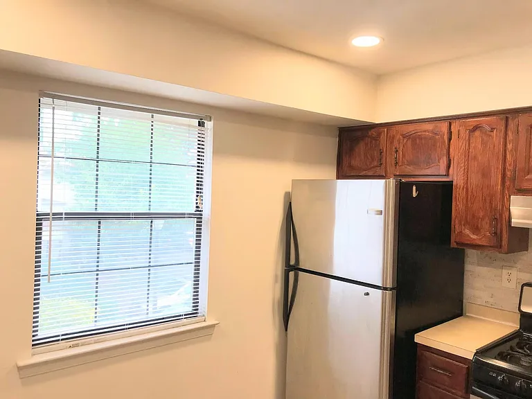 604 Woodbridge Commons Way #604 — Photo 9