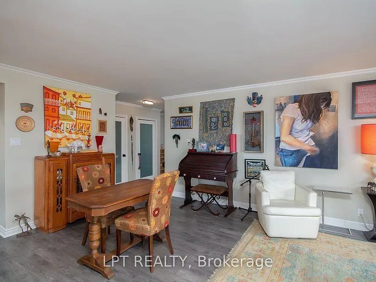 40 Arthur St #703 — Photo 8