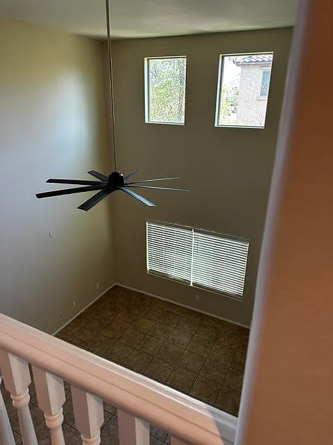 3 bed, 2.5 bath, 2094 sqft, $2,650 — Photo 3