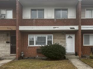 9586 S Colfax Ave, Chicago, IL 60617