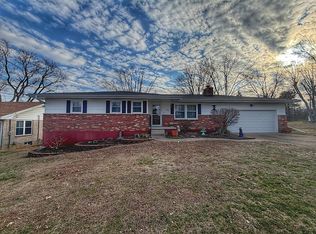 210 Aldergate St, Farmington, MO 63640
