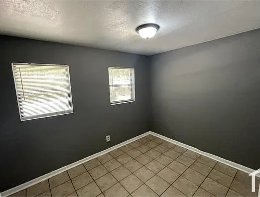 1738 Wright Ave #1 — Photo 12