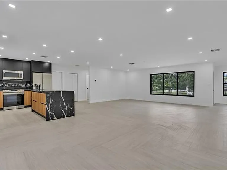 17680 SW 54th St #17680 — Photo 14