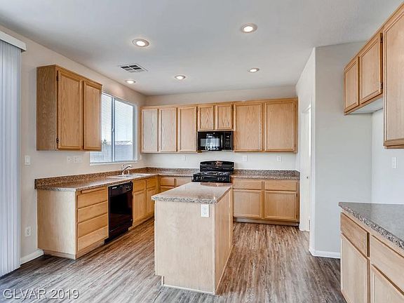 4th image of 9073 Edgeworth Pl