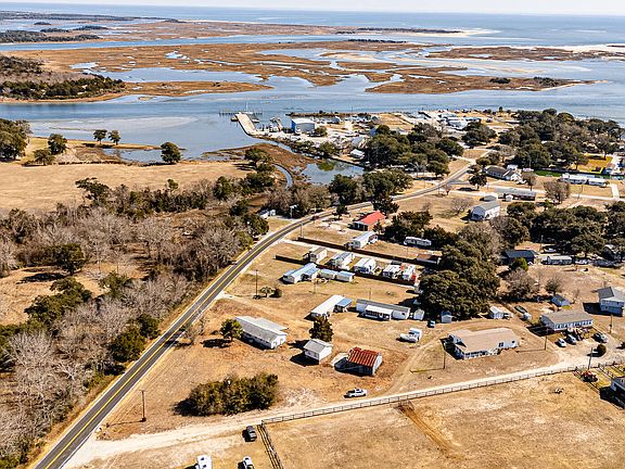 2nd image of 176 Swan Point Road