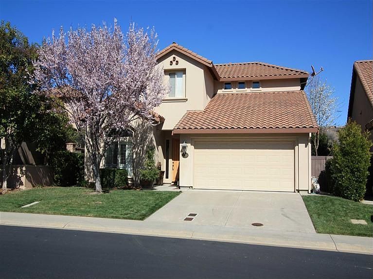 1st image of 1036 Souza Dr