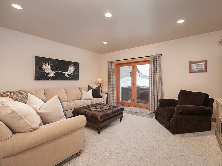 505 N Lupine Ln — Photo 12