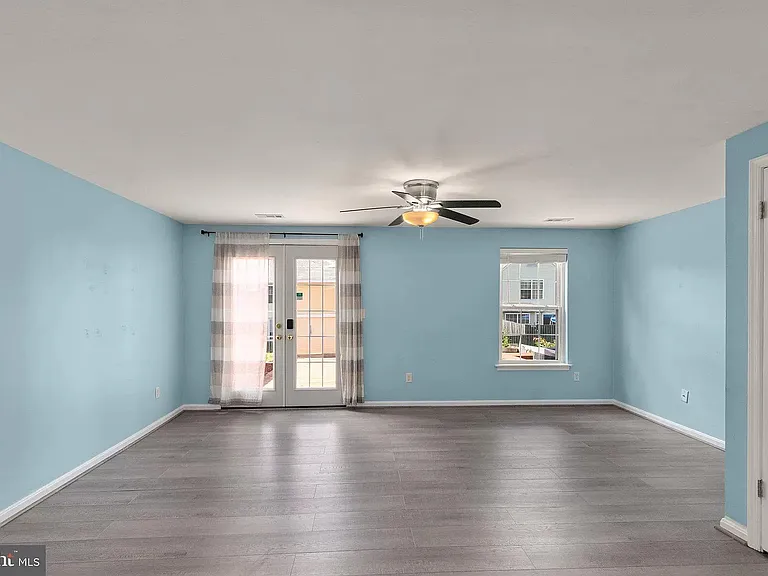 1232 Brice Sq — Photo 4