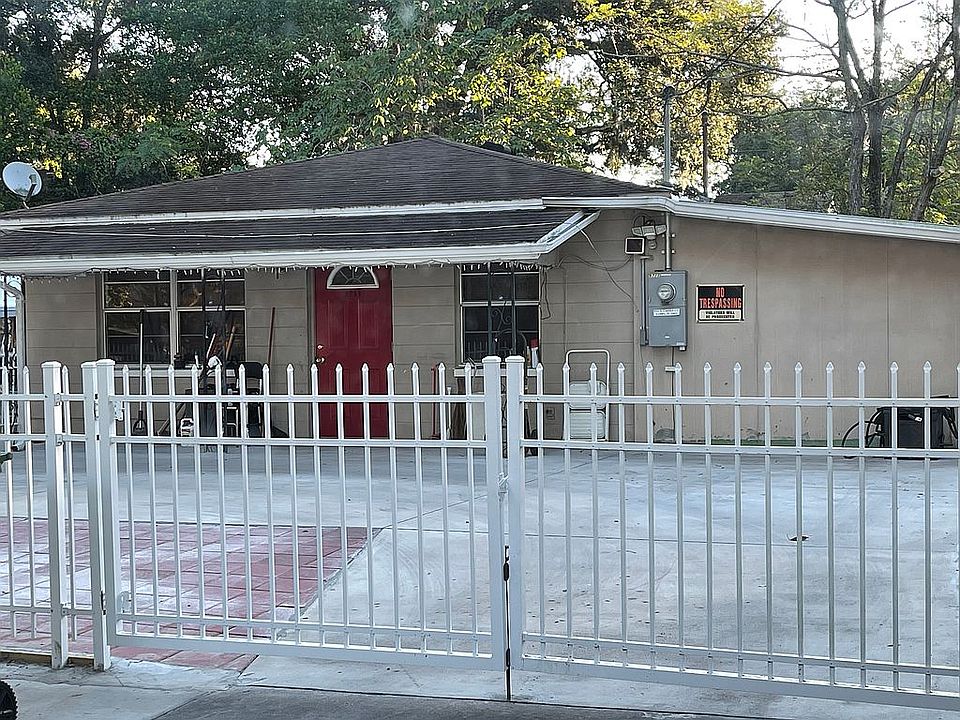 1st image of 9711 E Castle Ct