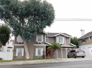 2404 Green Ln, Redondo Beach, CA 90278