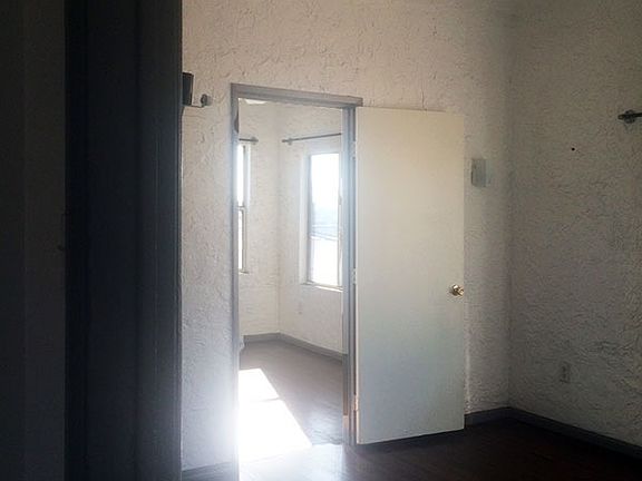 4th image of 270 Witmer St