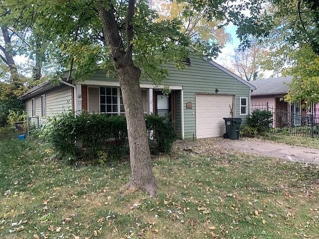 2nd image of 3612 Greenwood Dr