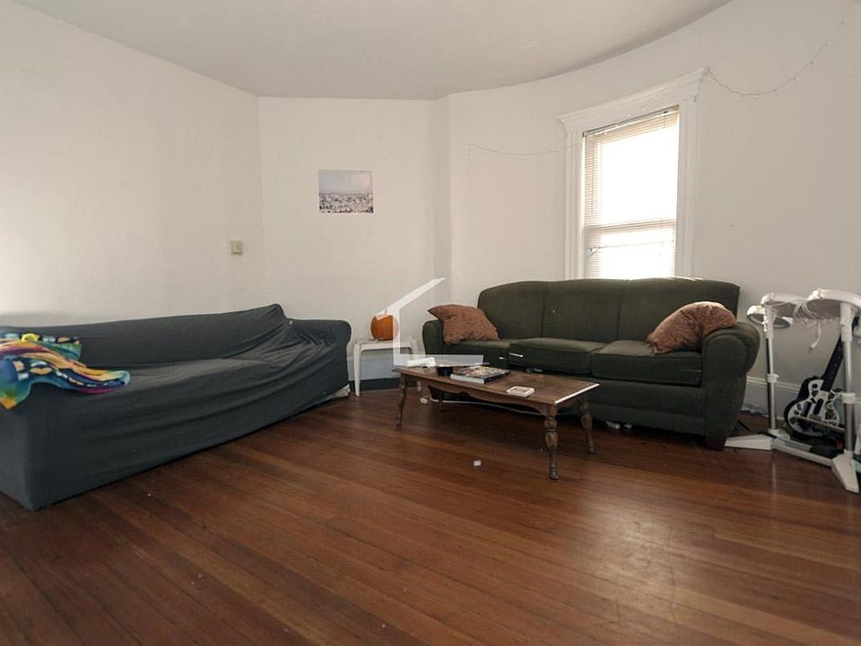 2nd image of 85 Brainerd Rd #6S