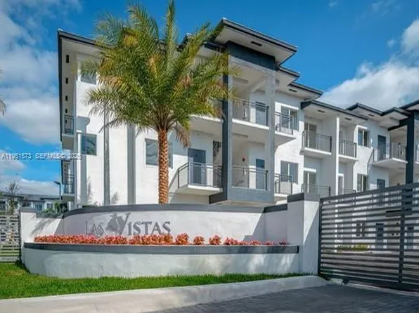 7941 W 2nd Ct APT 204, Hialeah, FL 33014