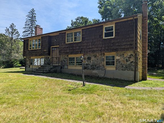 3rd image of 141 Forge Road