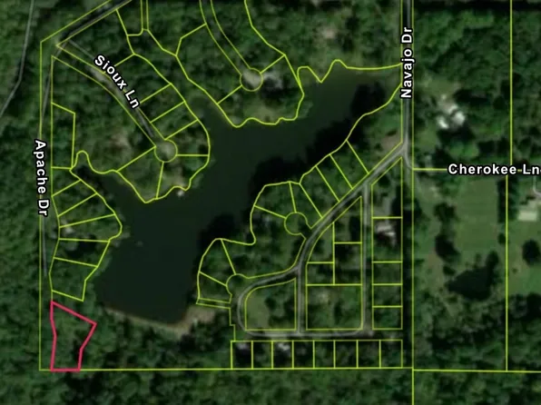 1 Apache Dr, Carbondale, IL 62902