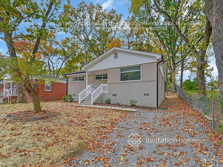 2125 Jennings St — Photo 3