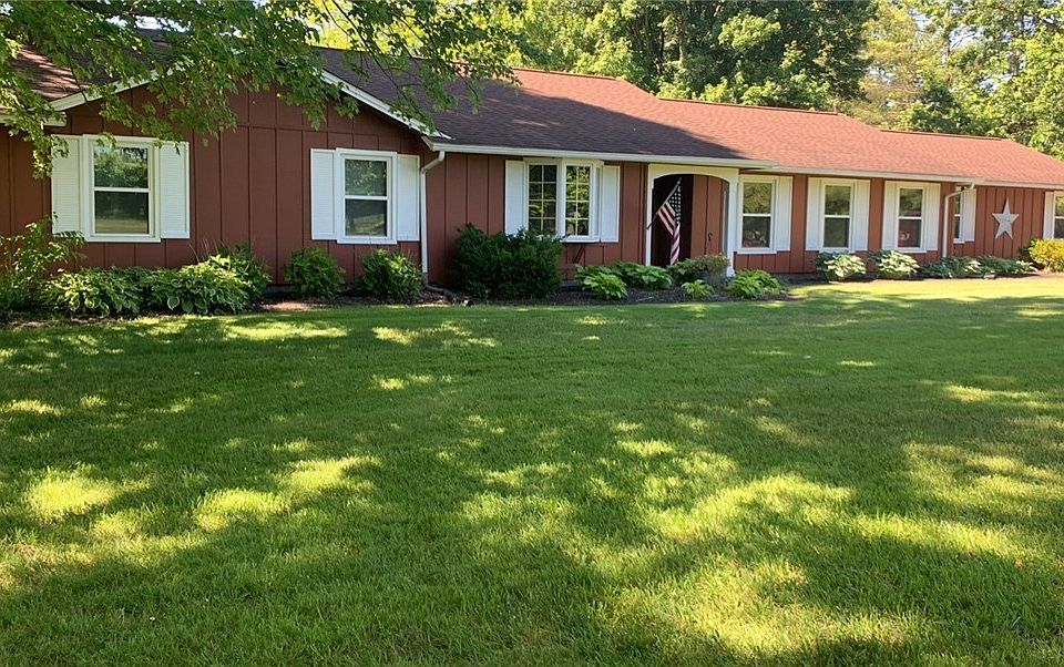 1st image of 46457 Whitney Rd