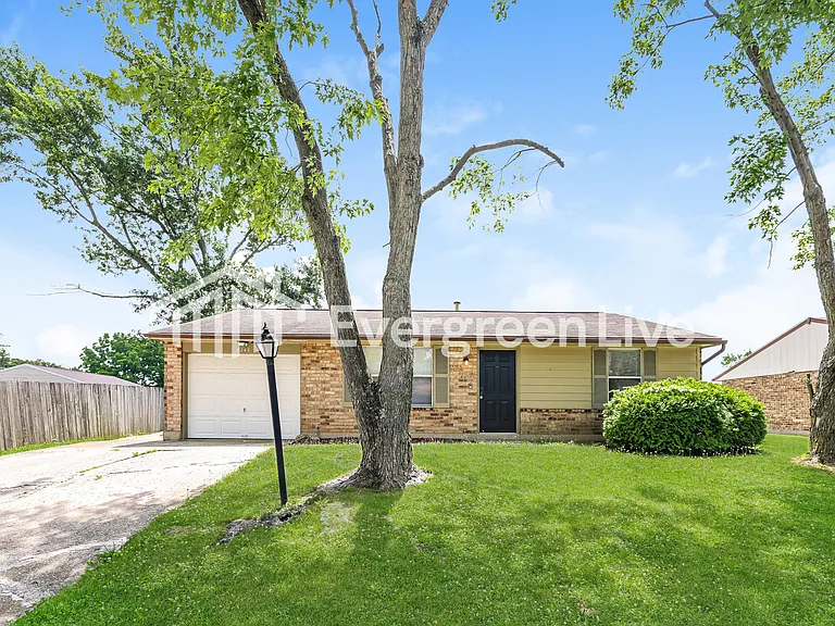 6240 Greenfield Way — Photo 1