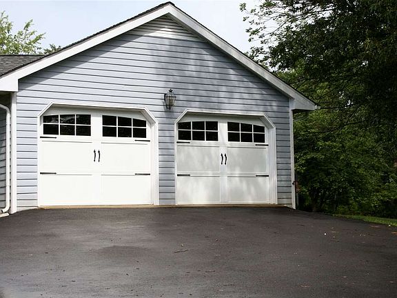5th image of 180 Gilmer Creek Ln