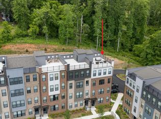 813 Wesley Ln #B, Charlottesville, VA 22911
