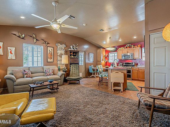 4th image of 9416 N 3rd Ave