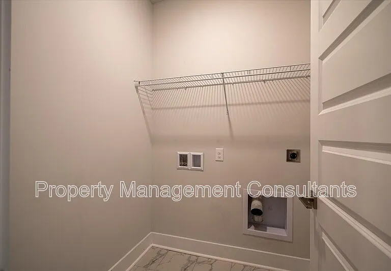14872 Demarie Ln — Photo 21
