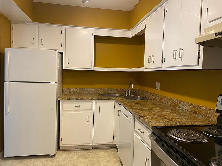 3901 Whitland Ave #23 — Photo 4