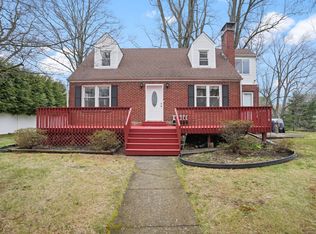 109 Ochsner Pl, Trumbull, CT 06611