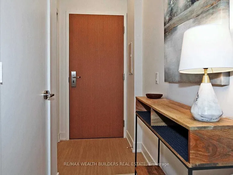 7 Grenville St #1108 — Photo 24