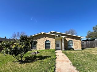 5609 Kerry Ln, Garland, TX 75043