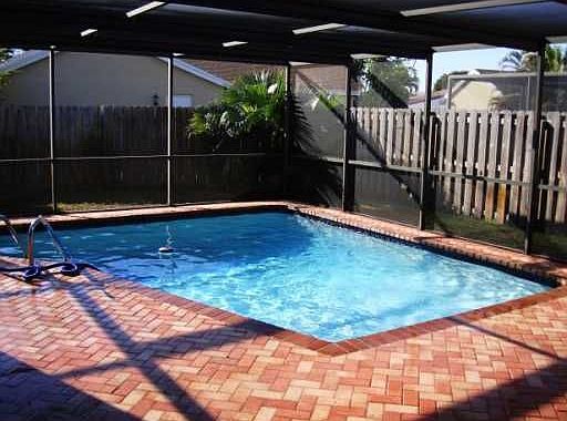 1st image of 16770 Redwood Way