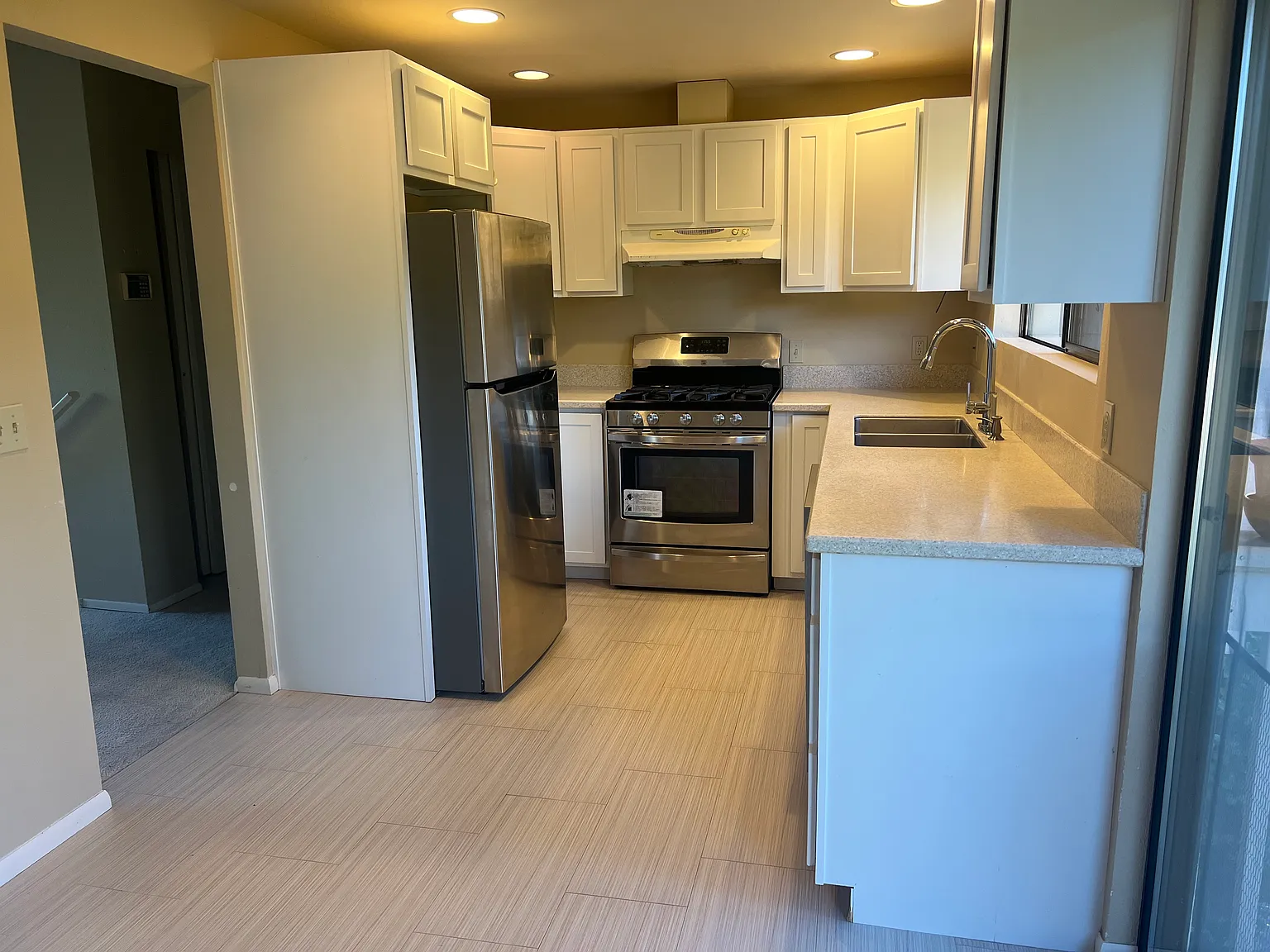 12531 SE 7th Pl — Photo 2