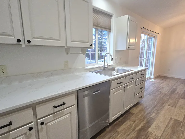 662 Rock Dr — Photo 6