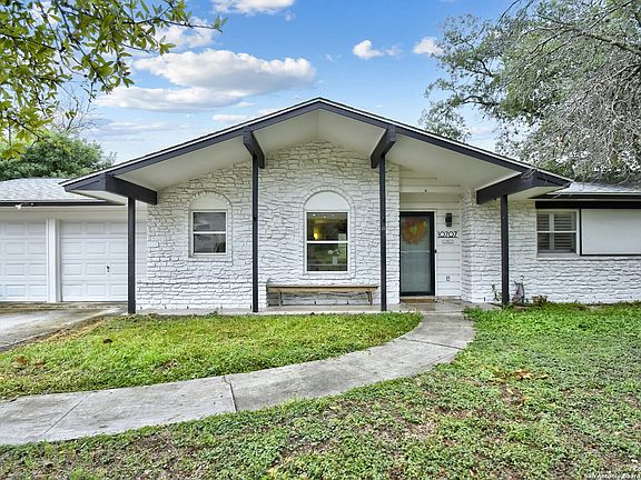 2nd image of 10707 Mount Ida