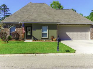 7433 Springfield Place Ln, Denham Springs, LA 70706