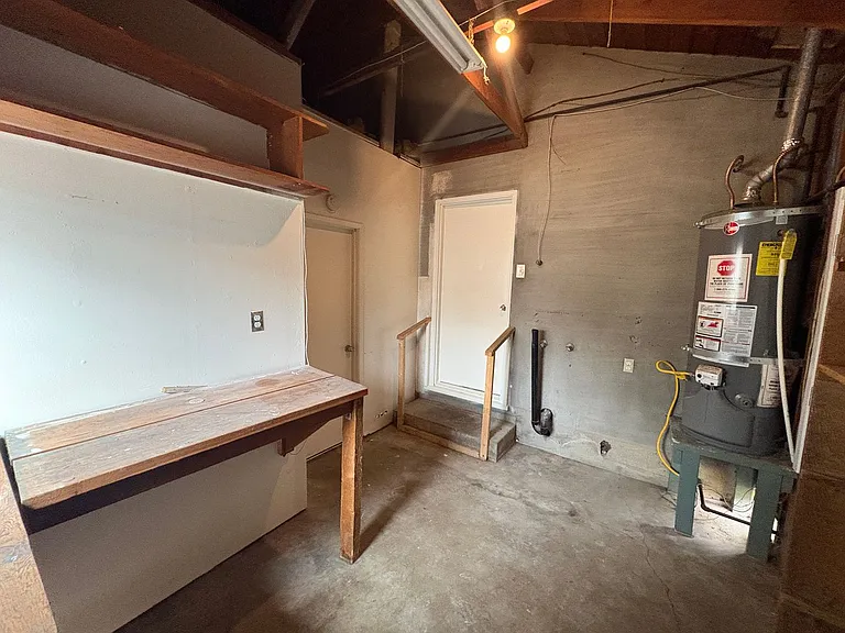 315 W Kaweah Ave — Photo 16