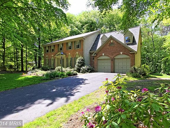 3rd image of 4818 Bentonbrook Dr