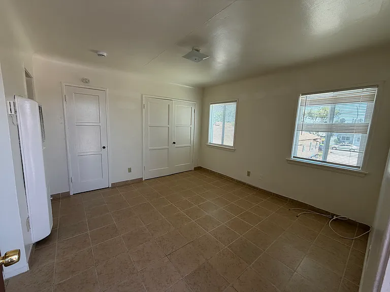 3476 Flower St #C — Photo 4