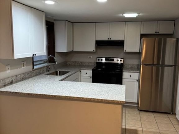 3rd image of 12710 Elm St #1F