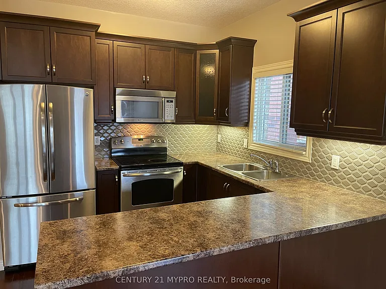 1005 Oakcrossing Gate — Photo 19