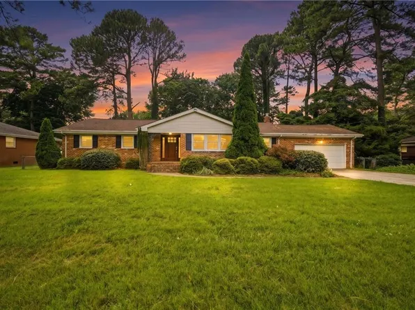 653 Edwin Dr, Virginia Beach, VA 23462