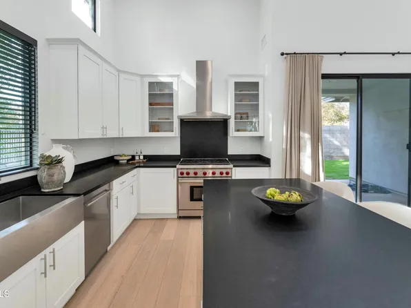 3720 N 40TH Place, Phoenix, AZ 85018