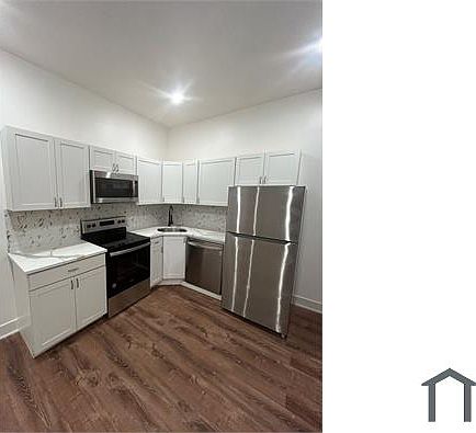 2nd image of 1023 W Cambria St #A