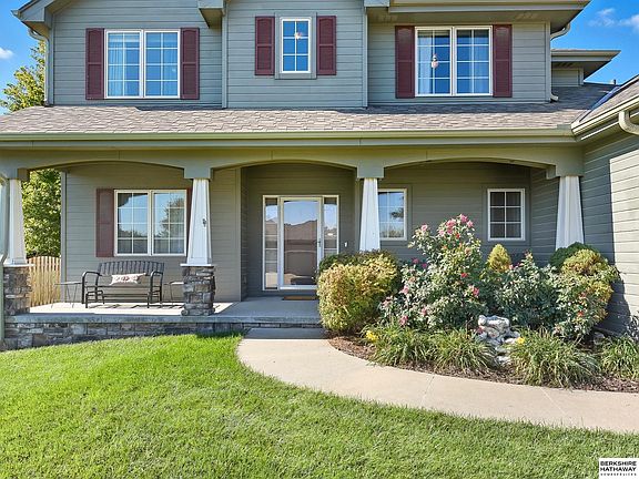 2nd image of 2070 Stillwater Dr