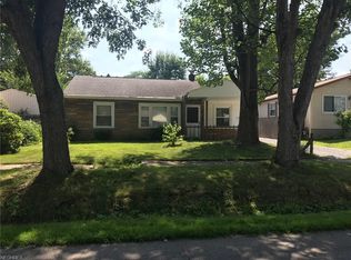 2232 Nesmith Lake Blvd, Akron, OH 44314