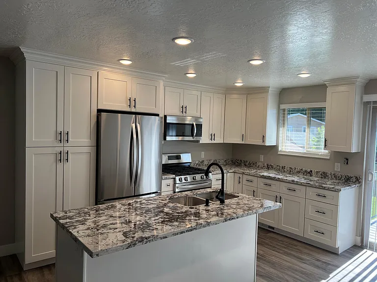 9164 S Scirlein Dr — Photo 2