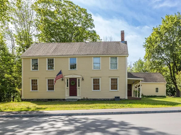 1 Grant Road, Newmarket, NH 03857